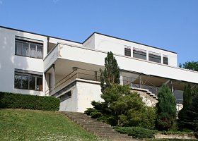 KPMG